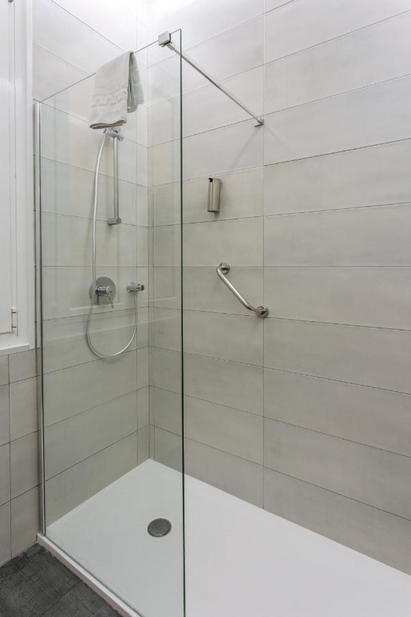 Triple Room,1379140427:JPEG